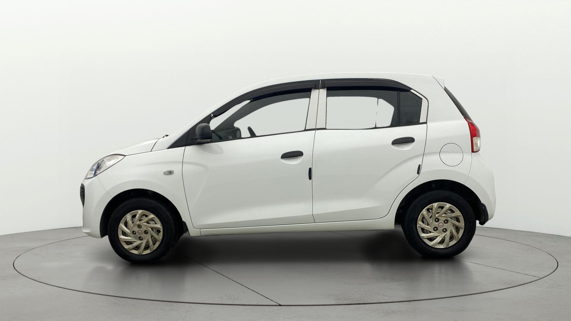 View 2022 Hyundai New Santro Era Executive Petrol Image 5 Used 2022 Hyundai New Santro Era Executive Petrol Image 5