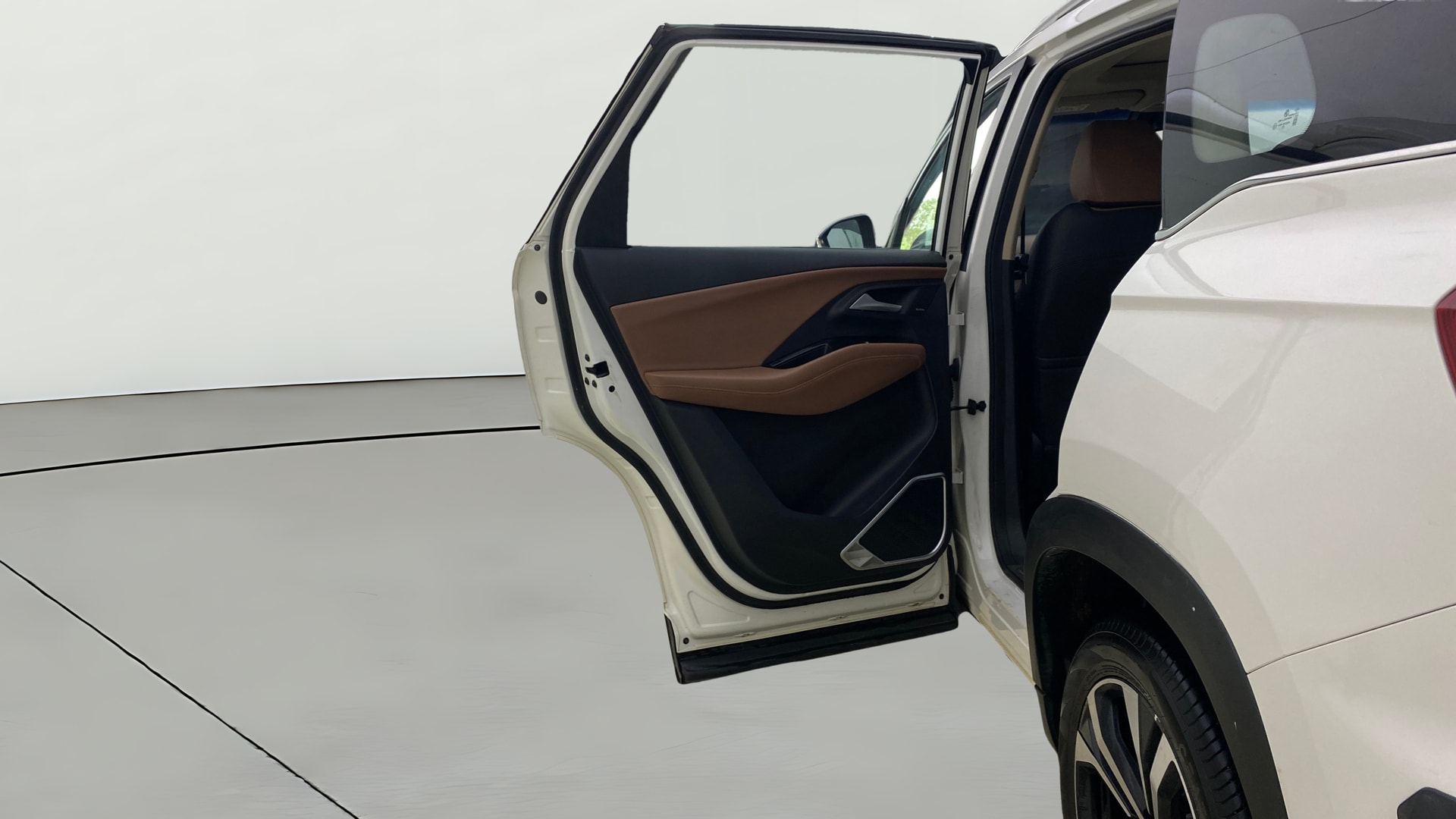 View 2023 MG Hector Plus Sharp Pro 7 Seater Diesel Image 16 Used 2023 MG Hector Plus Sharp Pro 7 Seater Diesel Image 16