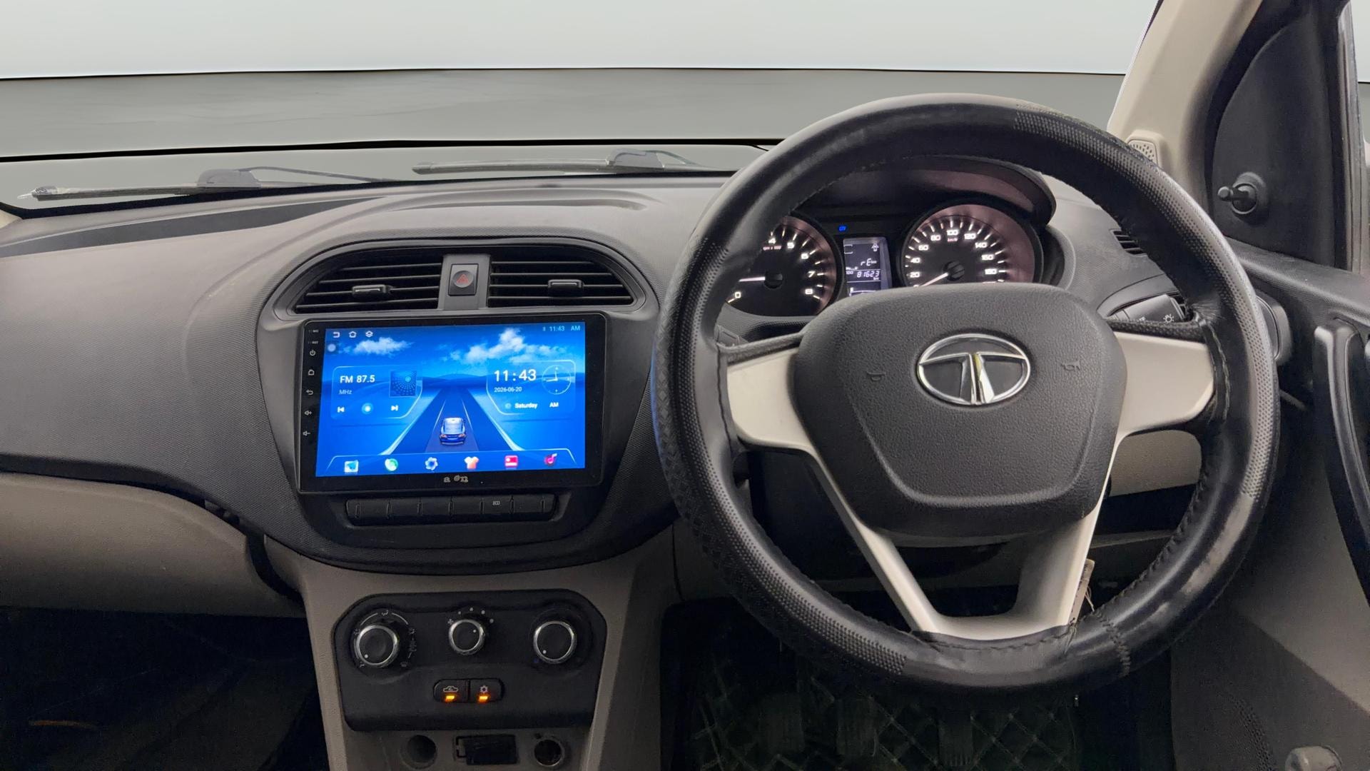 View 2017 Tata Tiago Revotorq XB Image 20 Used 2017 Tata Tiago Revotorq XB Image 20