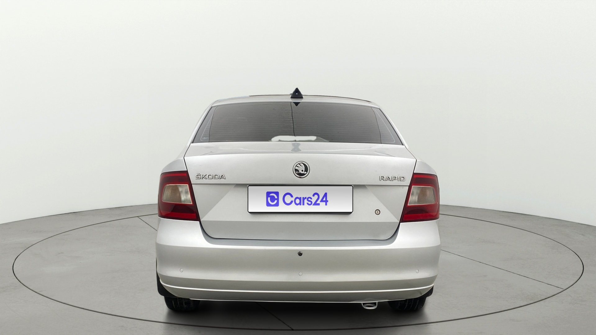 View 2015 Skoda Rapid 1.5 TDI CR Elegance AT Image 39 Used 2015 Skoda Rapid 1.5 TDI CR Elegance AT Image 39