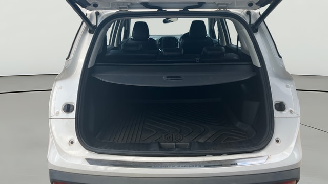 View MG Hector Image 42 Used MG Hector Image 42