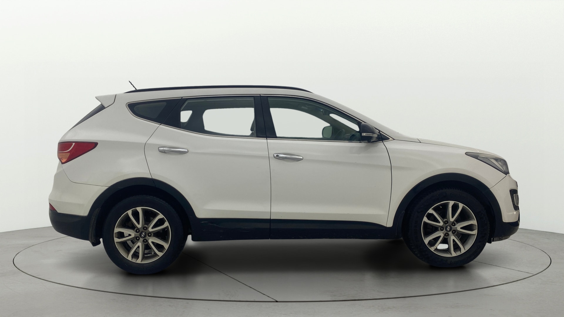 View 2014 Hyundai Santa Fe 2WD AT Image 29 Used 2014 Hyundai Santa Fe 2WD AT Image 29