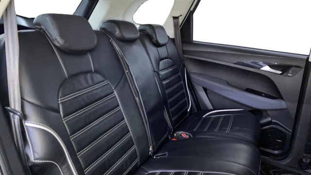 View MG Hector Image 36 Used MG Hector Image 36