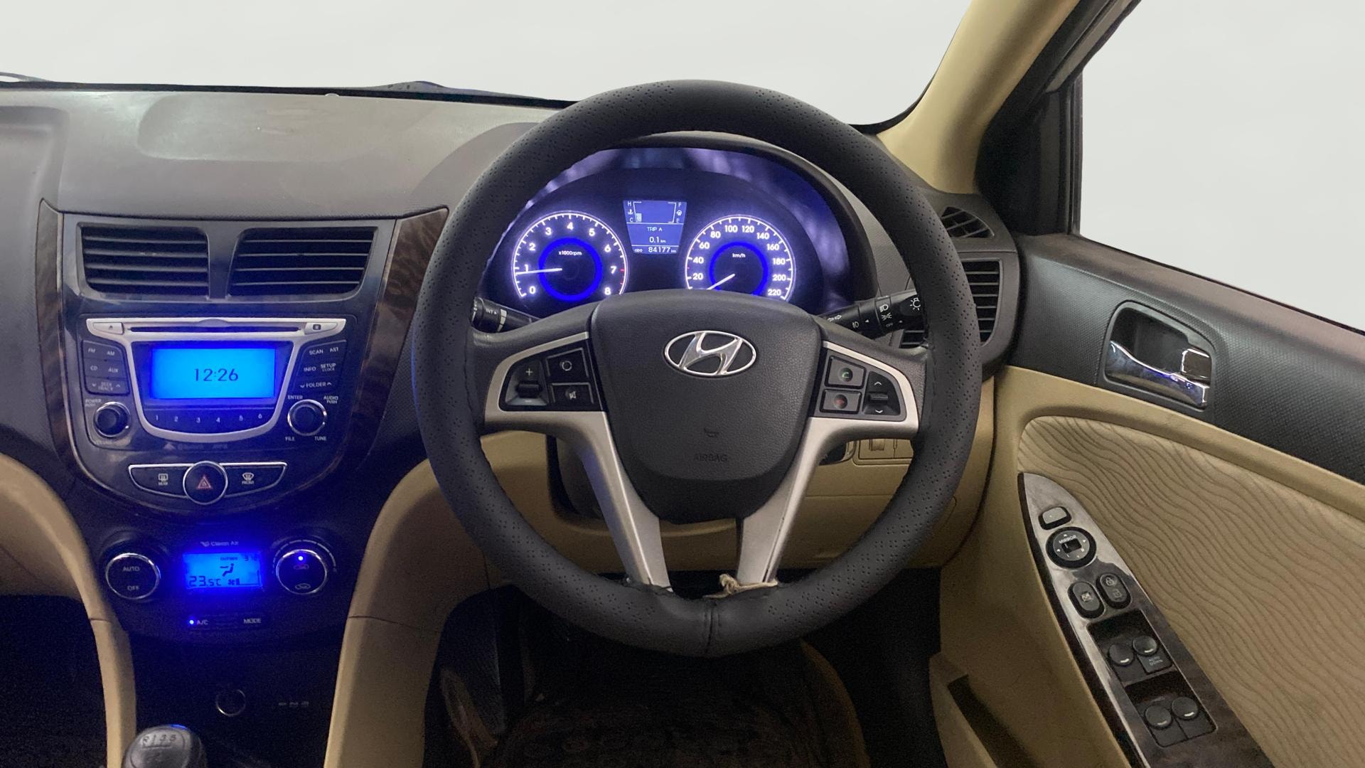 View 2013 Hyundai Fluidic Verna 1.6 VTVT SX Image 20 Used 2013 Hyundai Fluidic Verna 1.6 VTVT SX Image 20