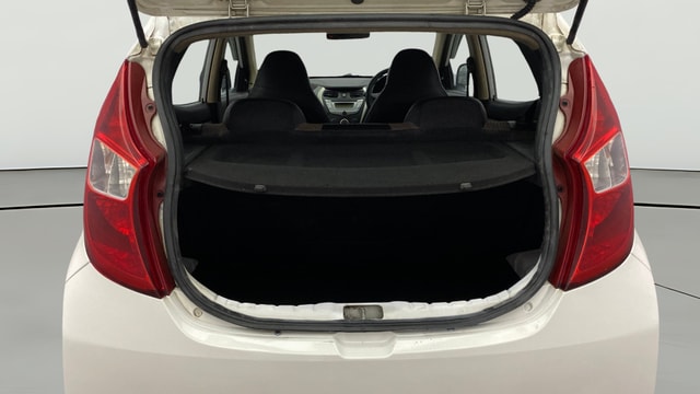 View Hyundai EON Image 36 Used Hyundai EON Image 36