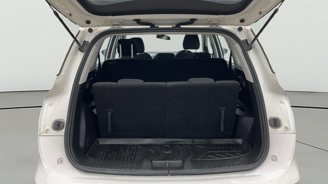 View MG Hector Plus Image 41 Used MG Hector Plus Image 41