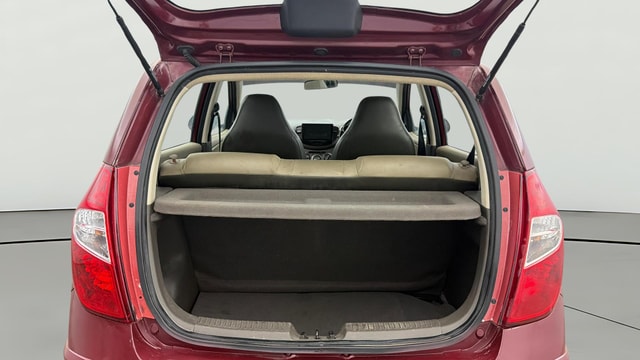 View Hyundai i10 Image 36 Used Hyundai i10 Image 36
