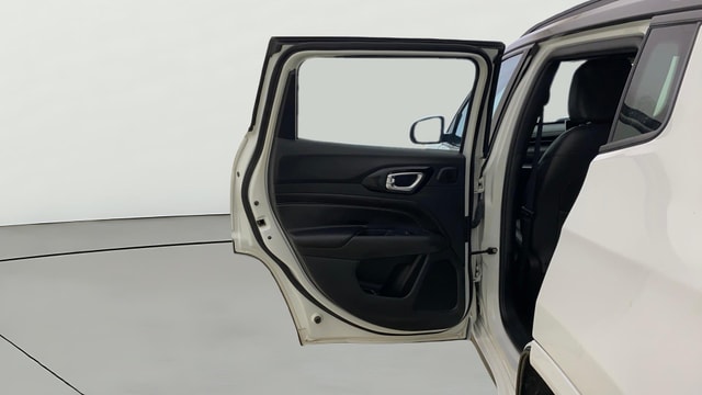 View Jeep Compass Image 15 Used Jeep Compass Image 15