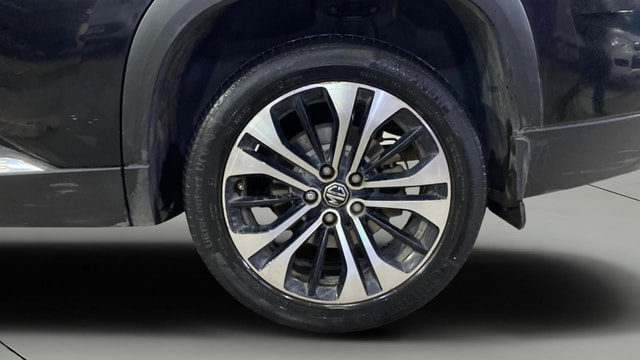 View MG Hector Plus Image 11 Used MG Hector Plus Image 11