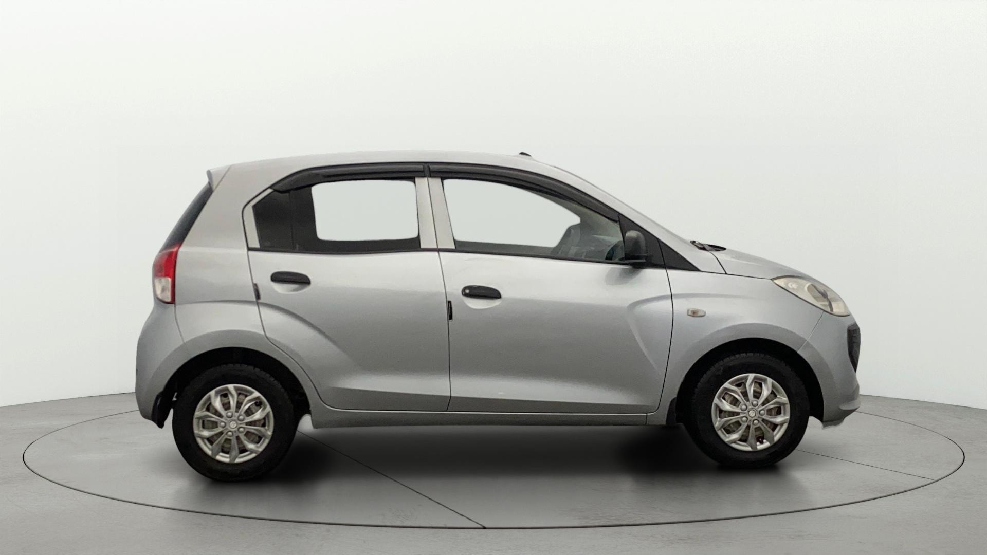 View 2019 Hyundai New Santro D-Lite Petrol Image 8 Used 2019 Hyundai New Santro D-Lite Petrol Image 8