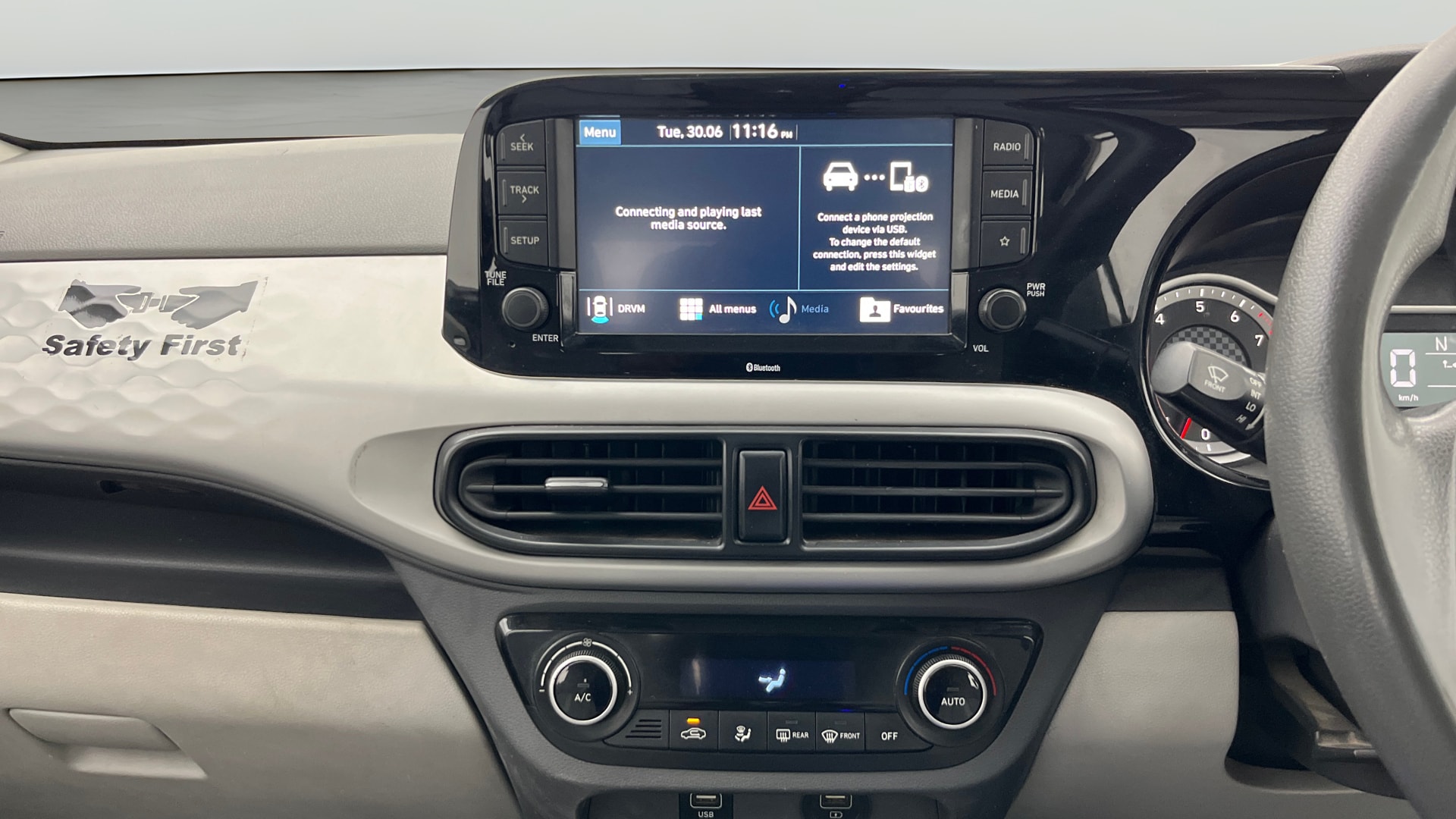 View 2019 Hyundai Grand i10 Nios Sportz Petrol AMT Image 17 Used 2019 Hyundai Grand i10 Nios Sportz Petrol AMT Image 17