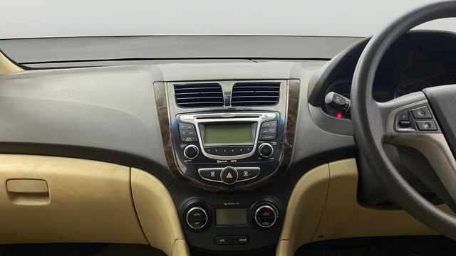 View Hyundai Fluidic Verna Image 17 Used Hyundai Fluidic Verna Image 17