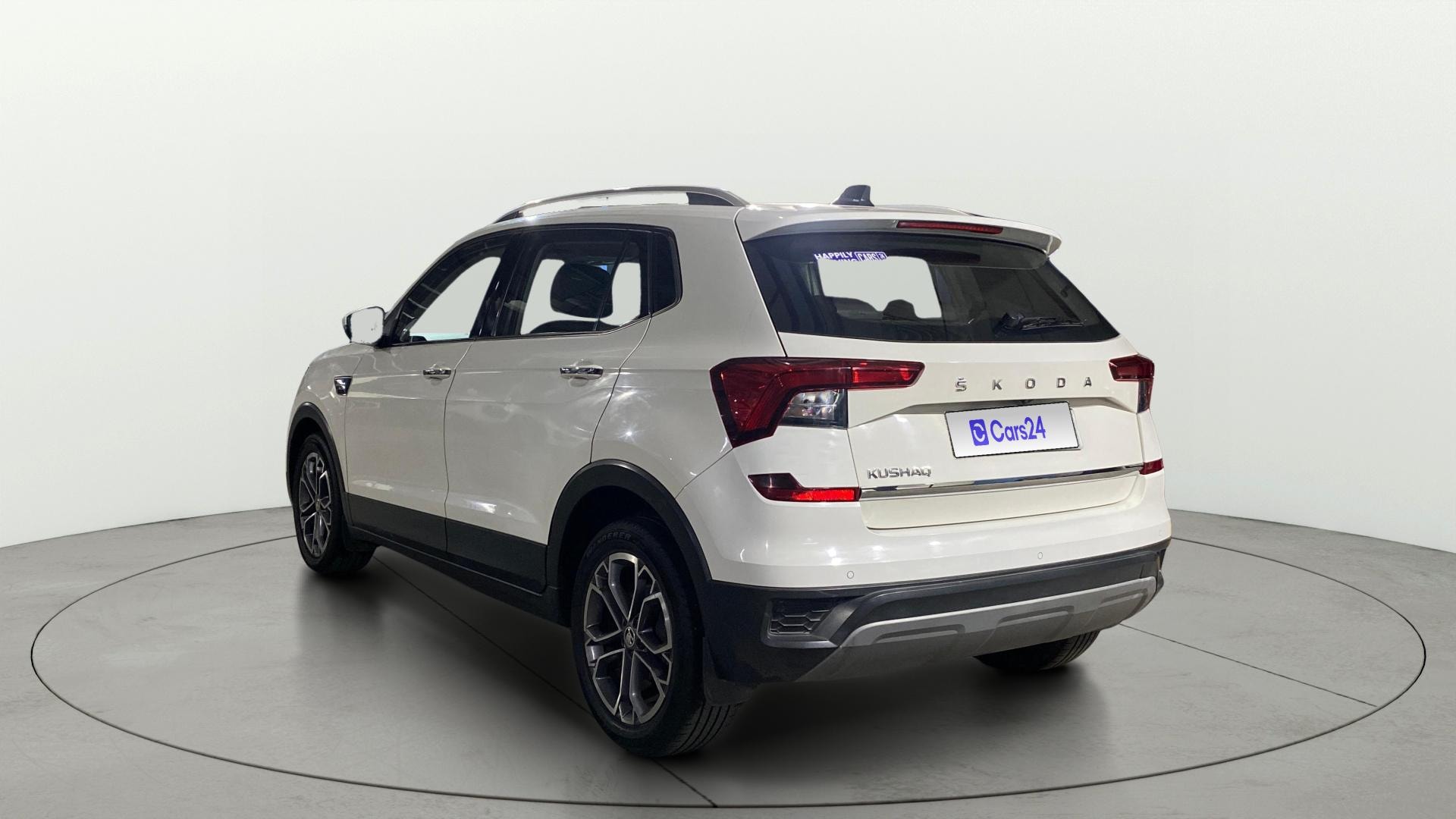 View 2021 Skoda Kushaq Style 1.0 TSI AT Image 2 Used 2021 Skoda Kushaq Style 1.0 TSI AT Image 2