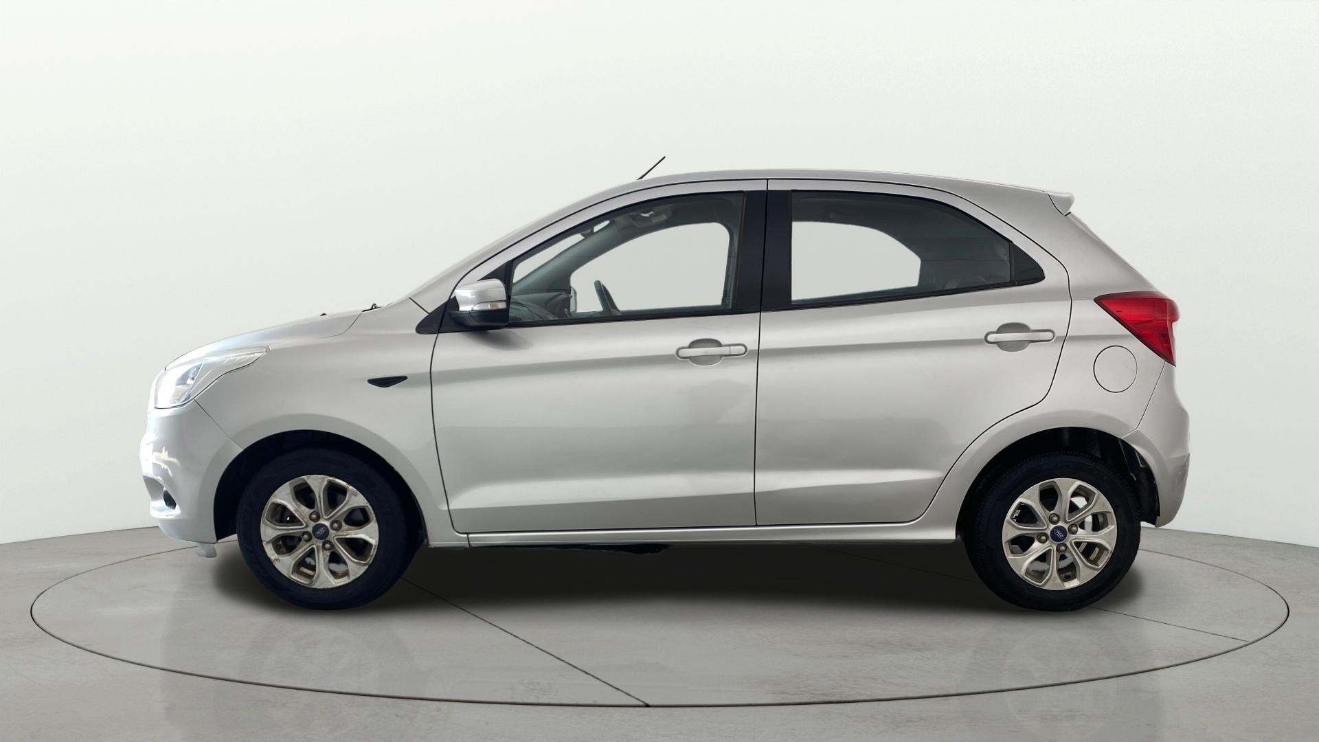 View 2017 Ford Figo Aspire 1.2P Ambiente MT BS IV Image 5 Used 2017 Ford Figo Aspire 1.2P Ambiente MT BS IV Image 5
