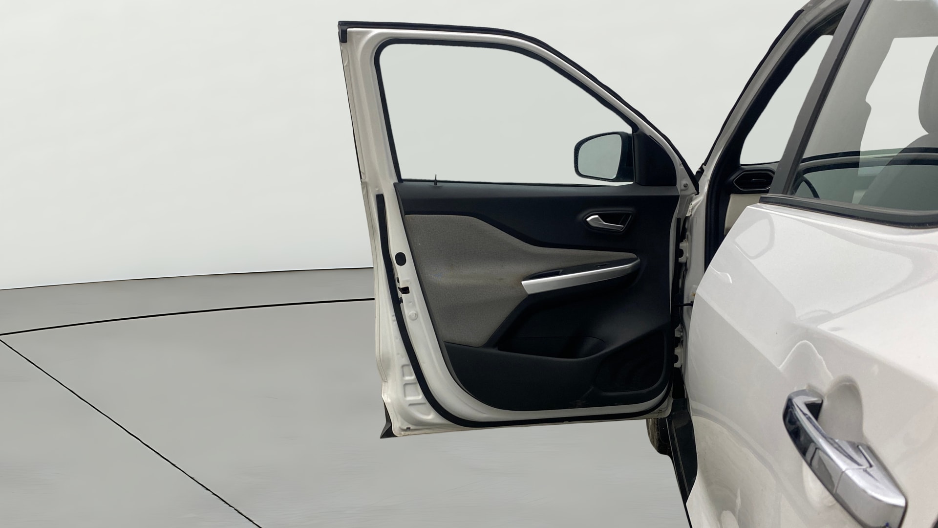 View 2023 Nissan Magnite XV Image 31 Used 2023 Nissan Magnite XV Image 31