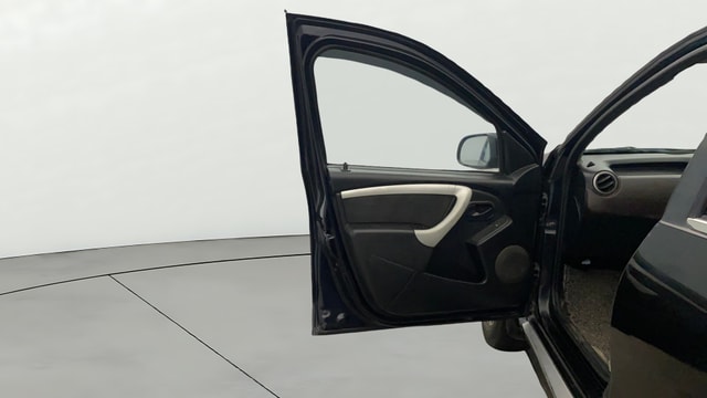 View Nissan Terrano Image 30 Used Nissan Terrano Image 30