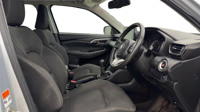 View Toyota Urban Cruiser Hyryder Image 27 Used Toyota Urban Cruiser Hyryder Image 27