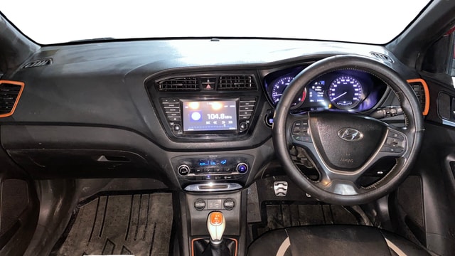 View Hyundai i20 Active Image 15 Used Hyundai i20 Active Image 15