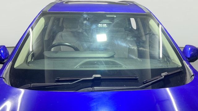 View Mahindra XUV700 Image 39 Used Mahindra XUV700 Image 39