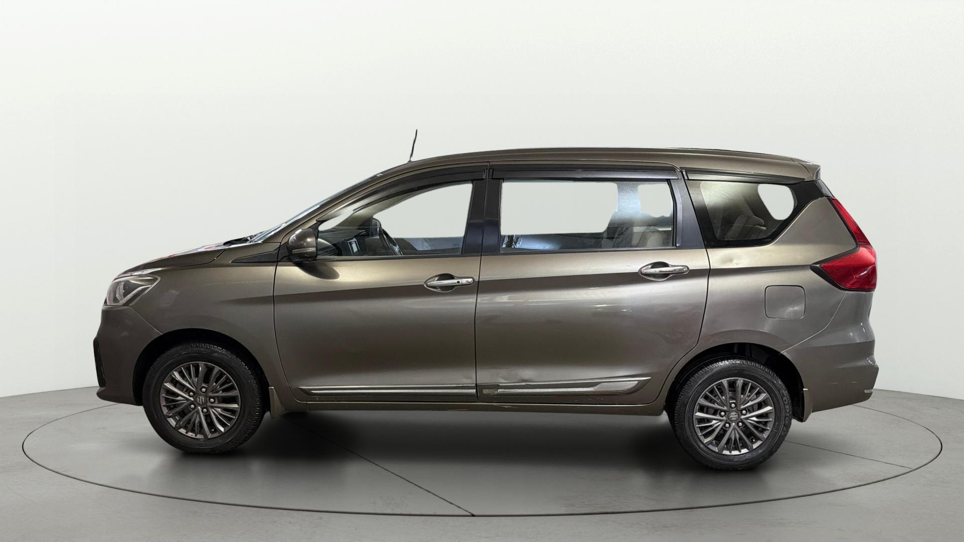 View 2019 Maruti Suzuki 1000 Base Variant Image 5 Used 2019 Maruti Suzuki 1000 Base Variant Image 5