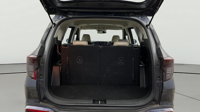 View Kia Carens Image 42 Used Kia Carens Image 42