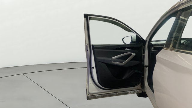 View MG Hector Image 40 Used MG Hector Image 40