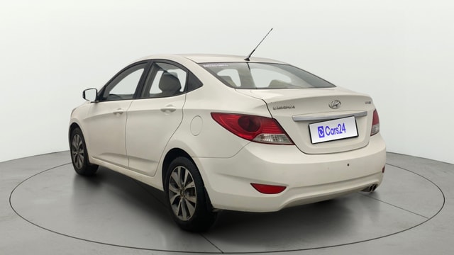 View Hyundai Fluidic Verna Image 2 Used Hyundai Fluidic Verna Image 2
