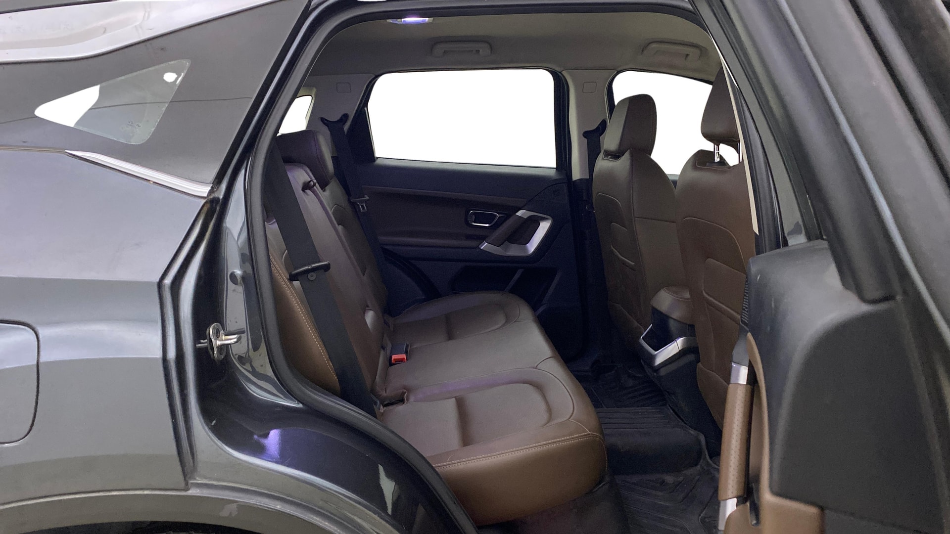 View 2020 Tata Harrier XE Image 30 Used 2020 Tata Harrier XE Image 30