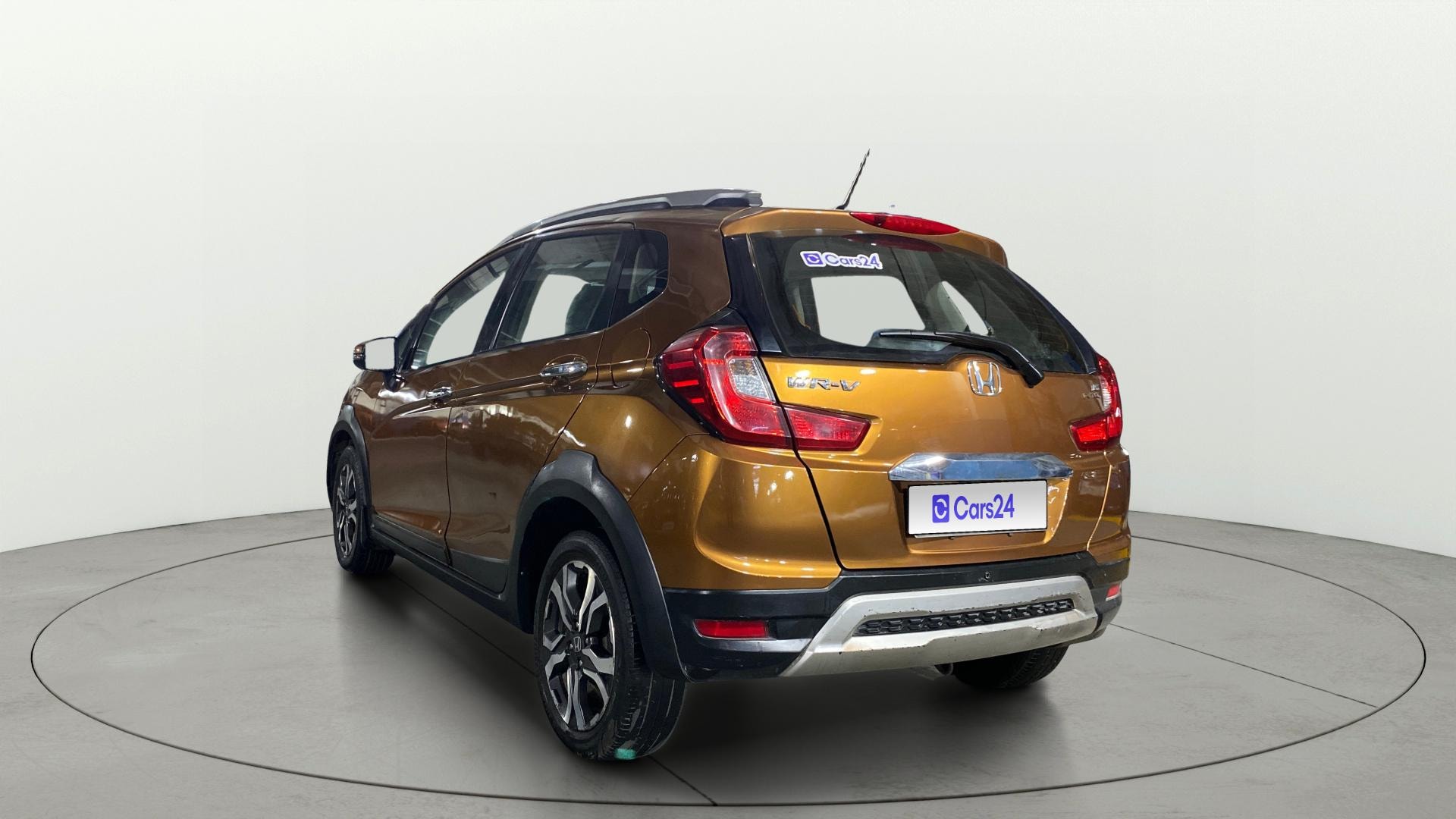 View 2019 Honda WR-V S MT Diesel Edge Edition Image 2 Used 2019 Honda WR-V S MT Diesel Edge Edition Image 2