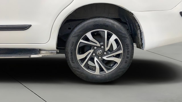 View Toyota Innova Crysta Image 11 Used Toyota Innova Crysta Image 11
