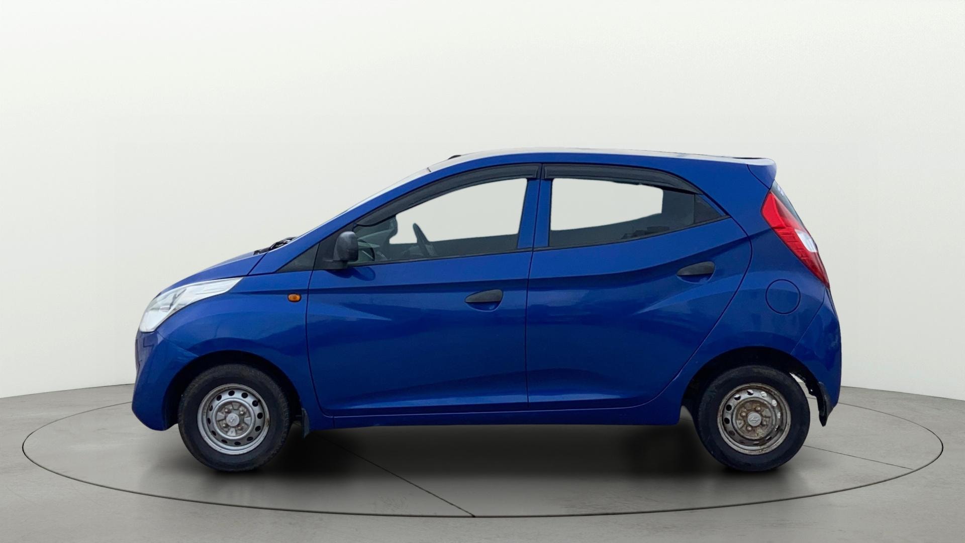 View 2016 Hyundai EON Era Plus Image 5 Used 2016 Hyundai EON Era Plus Image 5