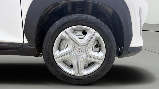 View Nissan Magnite Image 40 Used Nissan Magnite Image 40