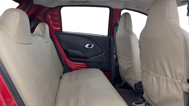 View Datsun Redi GO Image 34 Used Datsun Redi GO Image 34