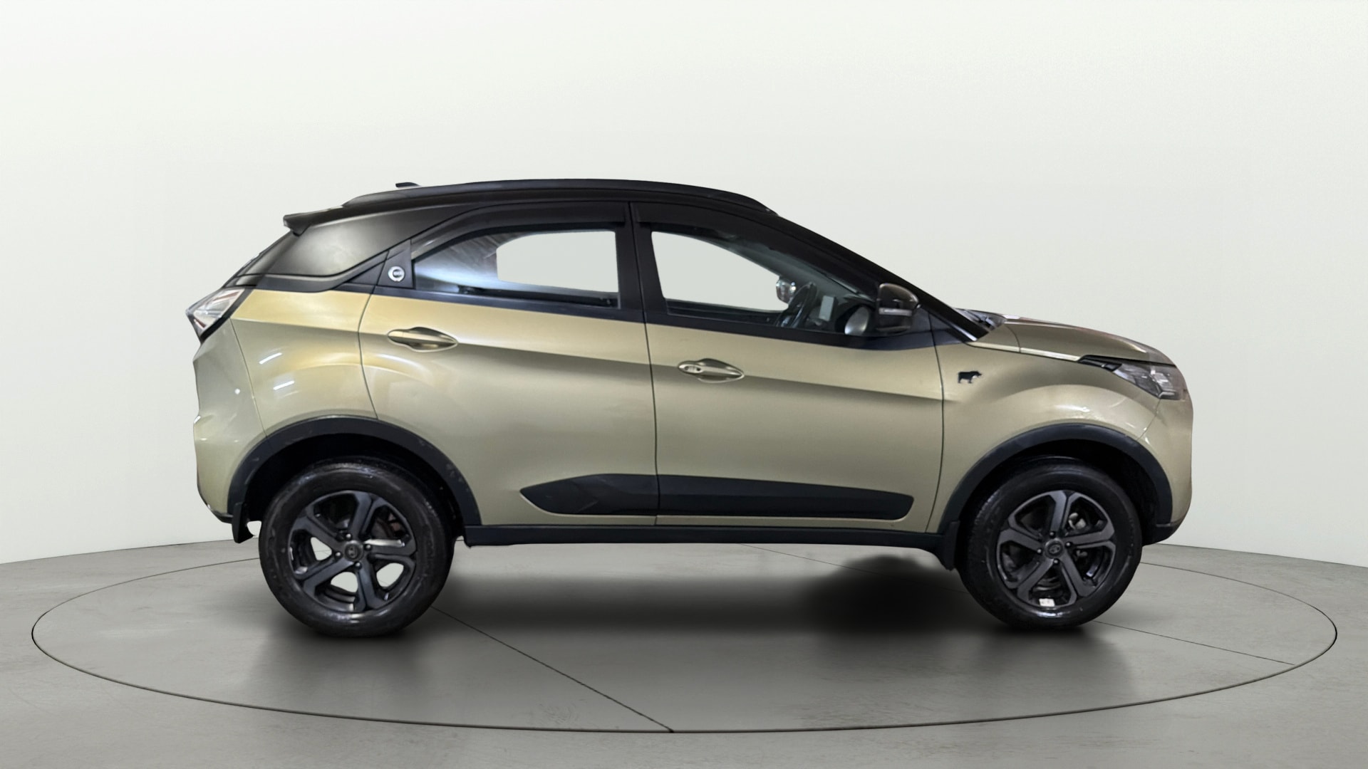 View 2024 Tata Nexon Revotron XE Image 28 Used 2024 Tata Nexon Revotron XE Image 28