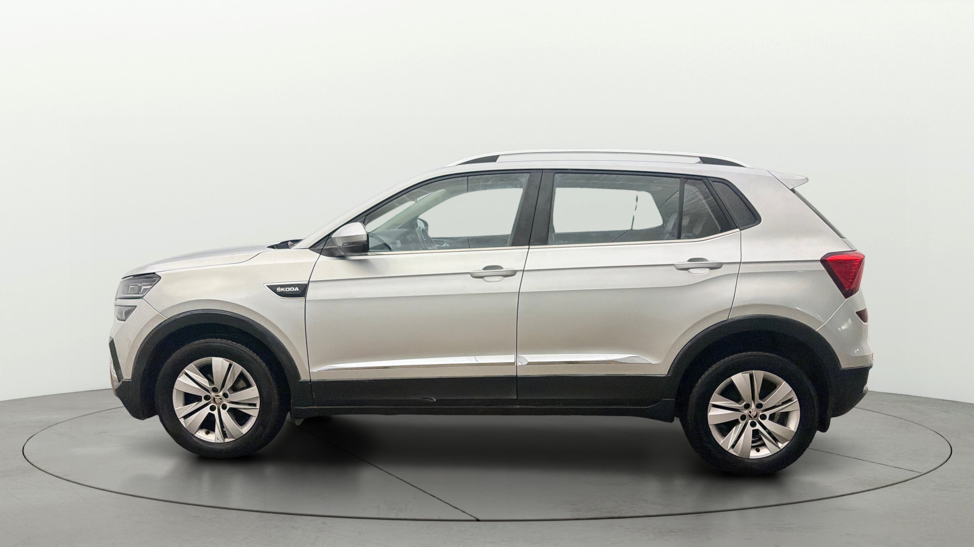 View 2022 Skoda Kushaq Ambition 1.0 TSI AT Image 6 Used 2022 Skoda Kushaq Ambition 1.0 TSI AT Image 6