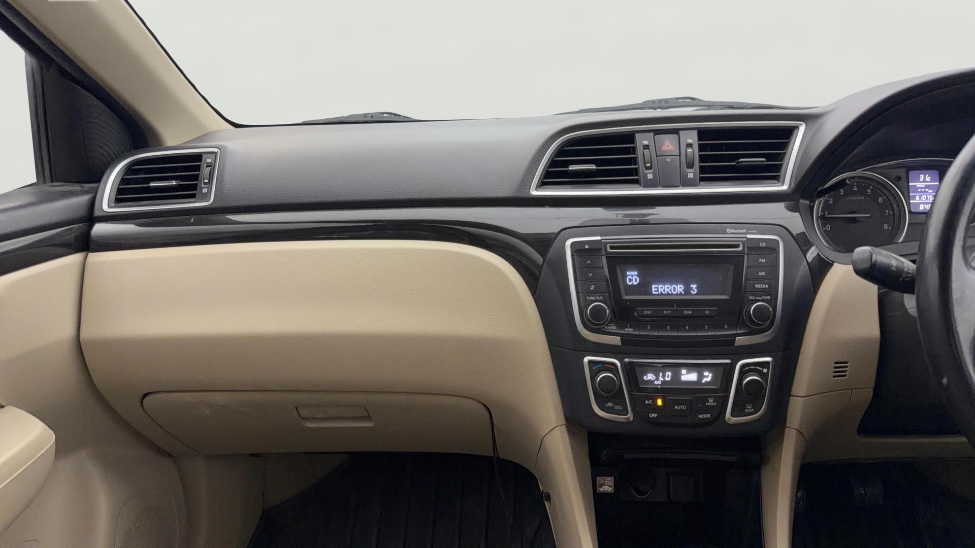 View 2015 Maruti Suzuki 1000 Base Variant Image 17 Used 2015 Maruti Suzuki 1000 Base Variant Image 17