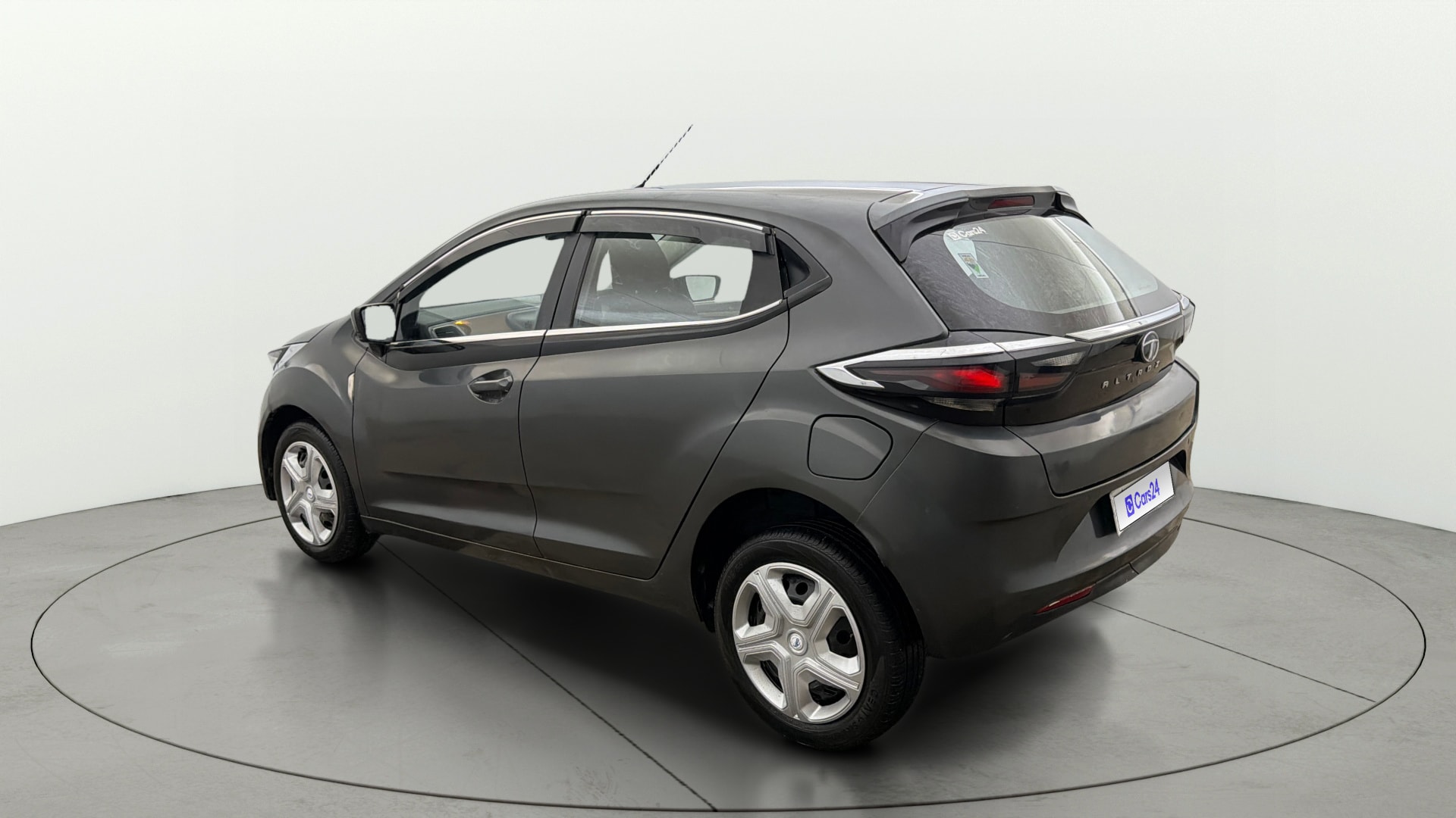 View 2022 Tata Altroz XT Petrol Image 2 Used 2022 Tata Altroz XT Petrol Image 2