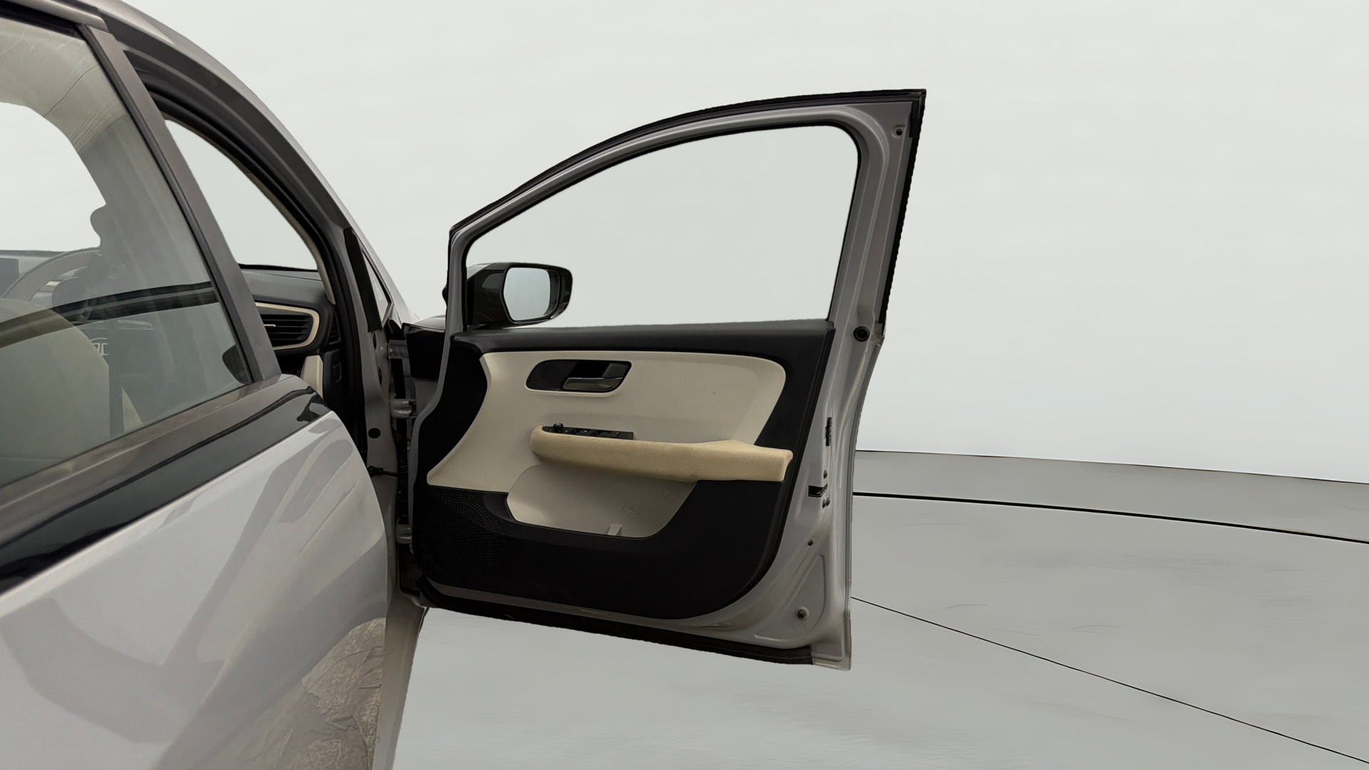 Used 2025 Tata Altroz Used 2025 Tata Altroz