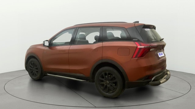 View Mahindra XUV700 Image 2 Used Mahindra XUV700 Image 2