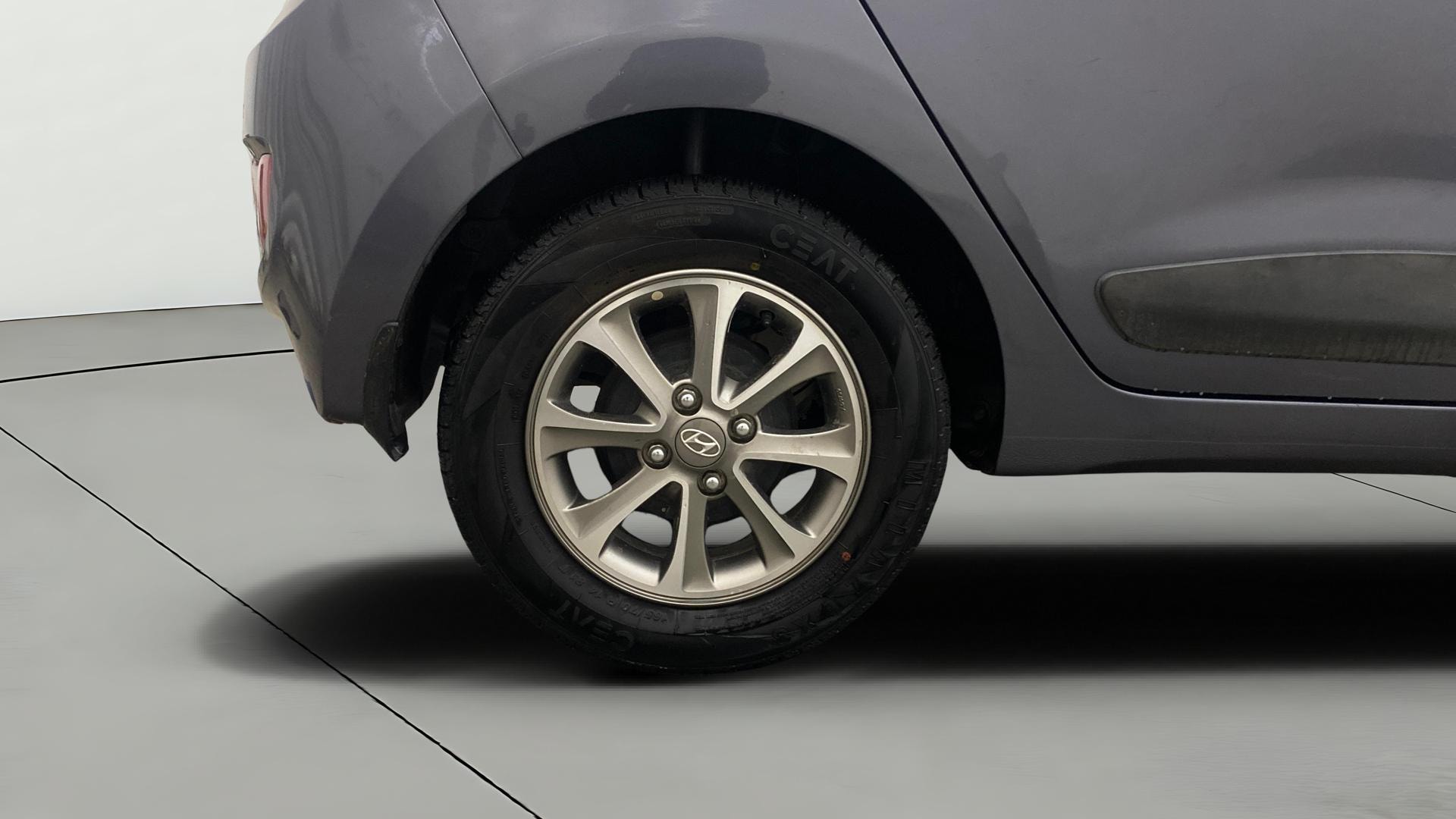 View 2014 Hyundai Grand i10 1.2 Asta Petrol Image 23 Used 2014 Hyundai Grand i10 1.2 Asta Petrol Image 23