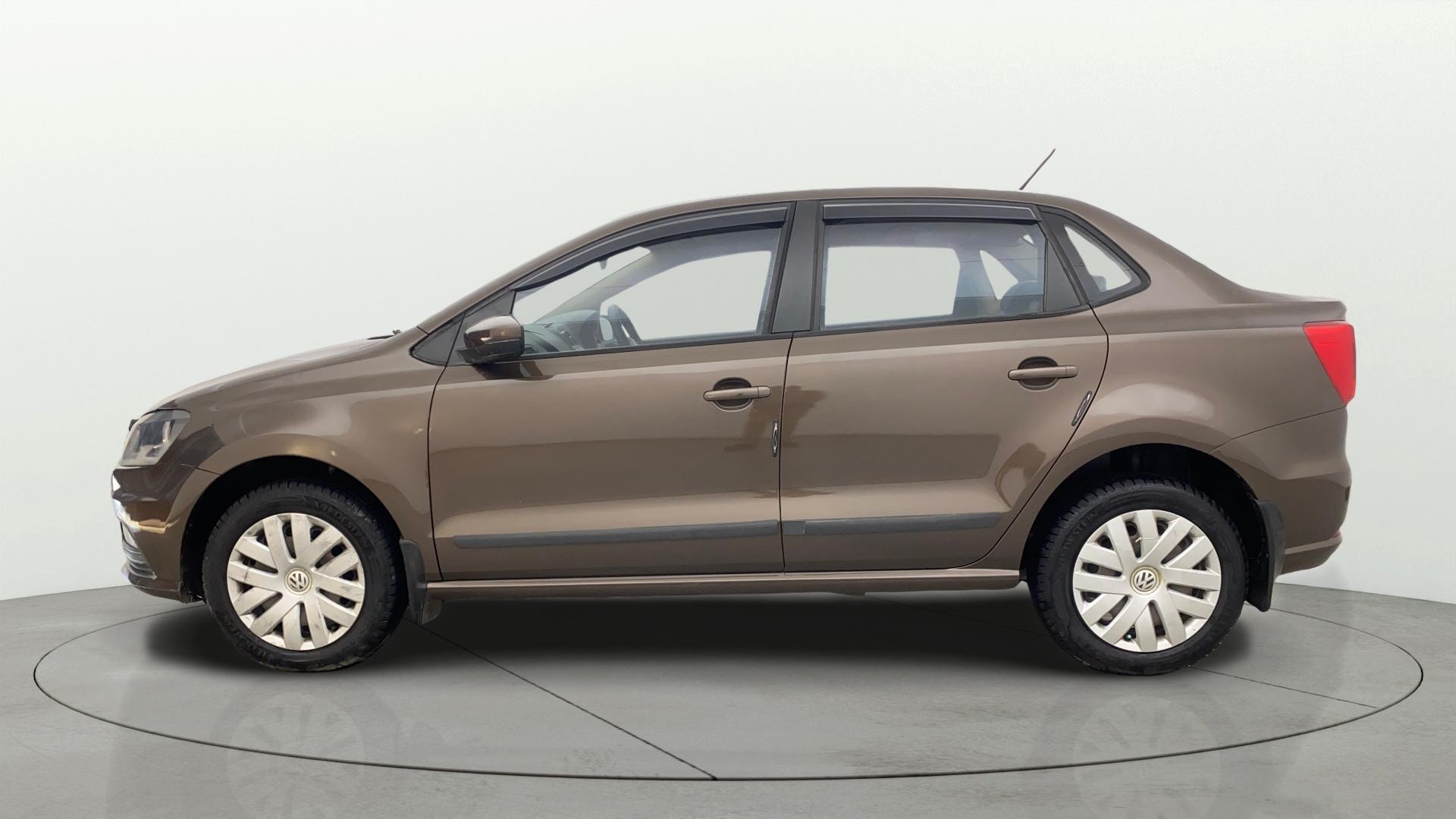 View 2017 Volkswagen Ameo 1.2L MPI Petrol Comfortline Image 5 Used 2017 Volkswagen Ameo 1.2L MPI Petrol Comfortline Image 5