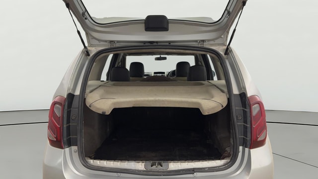 View Renault Duster Image 38 Used Renault Duster Image 38