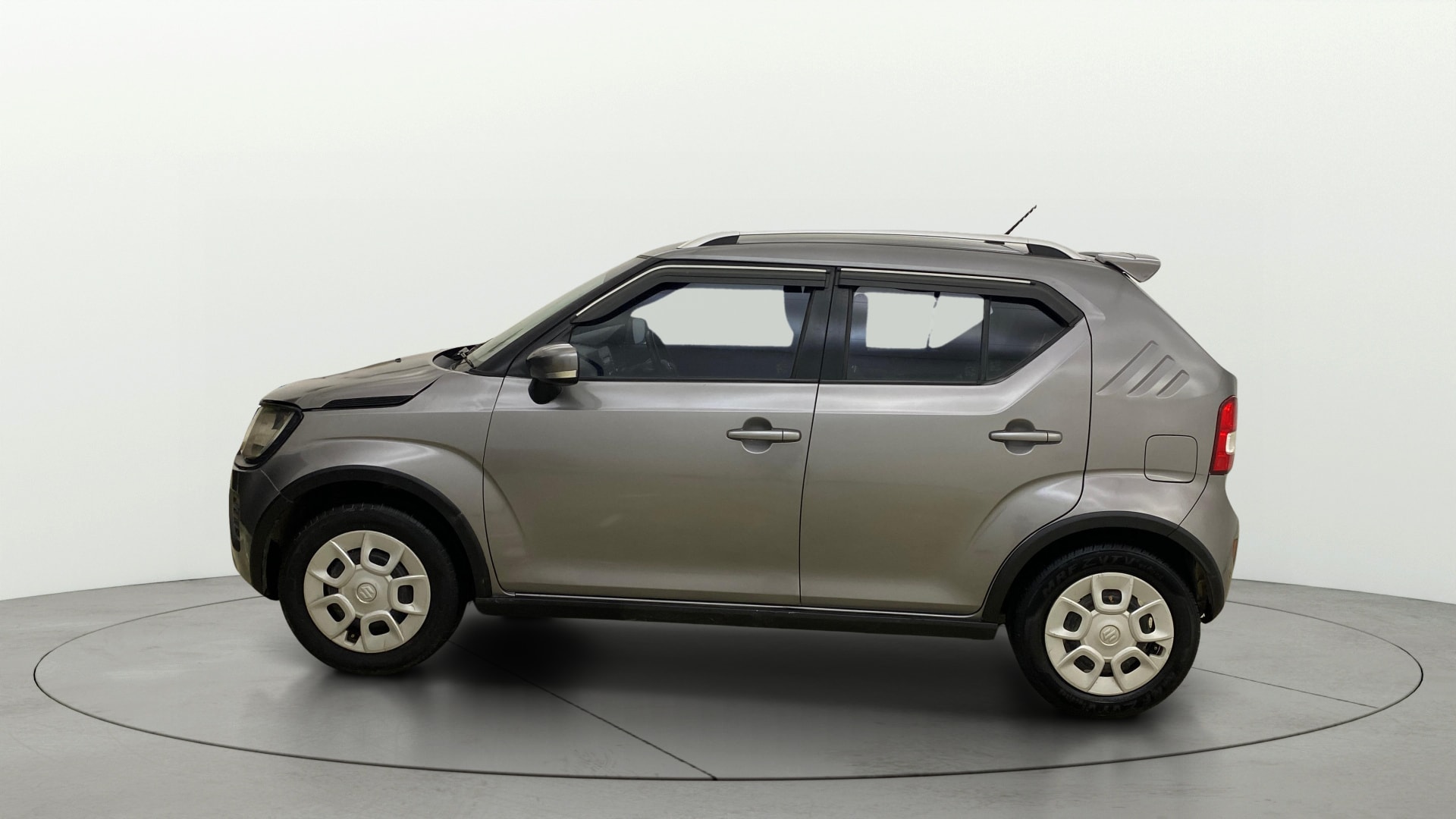 View 2022 Maruti Suzuki 1000 Base Variant Image 5 Used 2022 Maruti Suzuki 1000 Base Variant Image 5