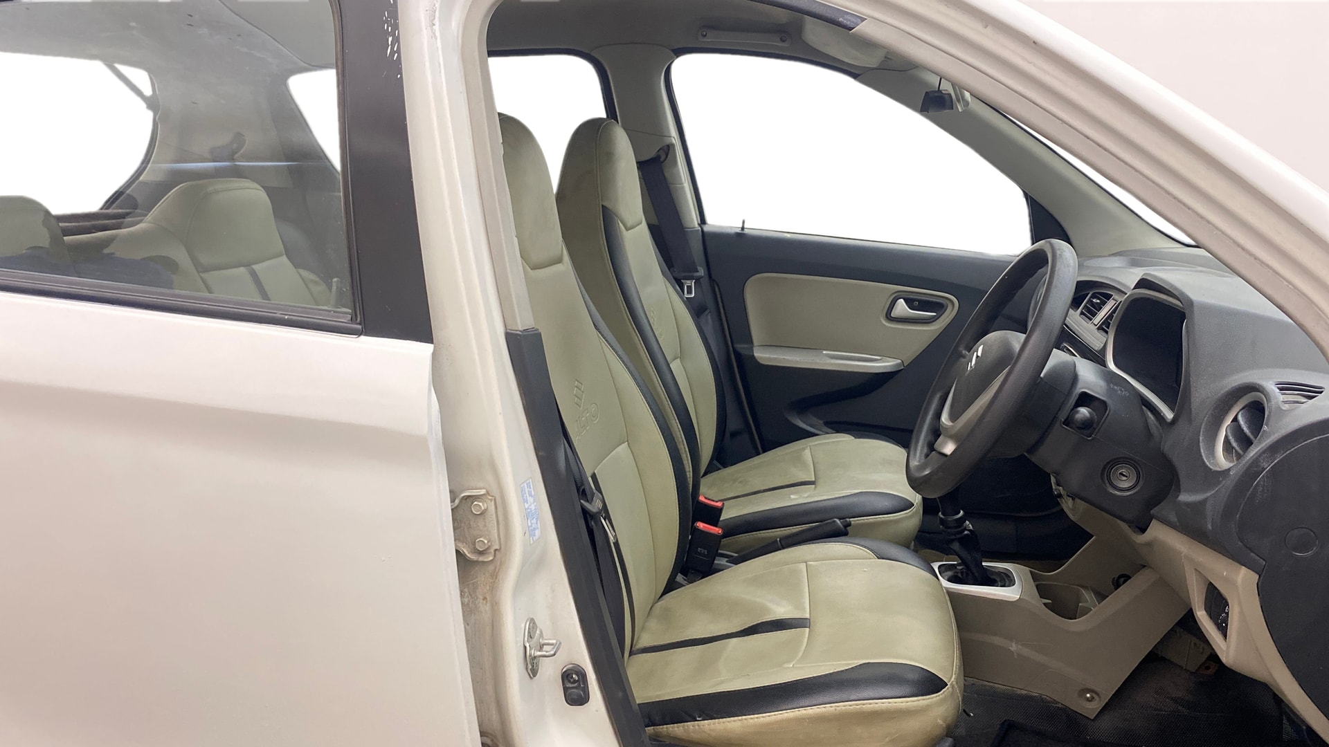 View 2016 Maruti Suzuki Alto K10 LX Image 25 Used 2016 Maruti Suzuki Alto K10 LX Image 25