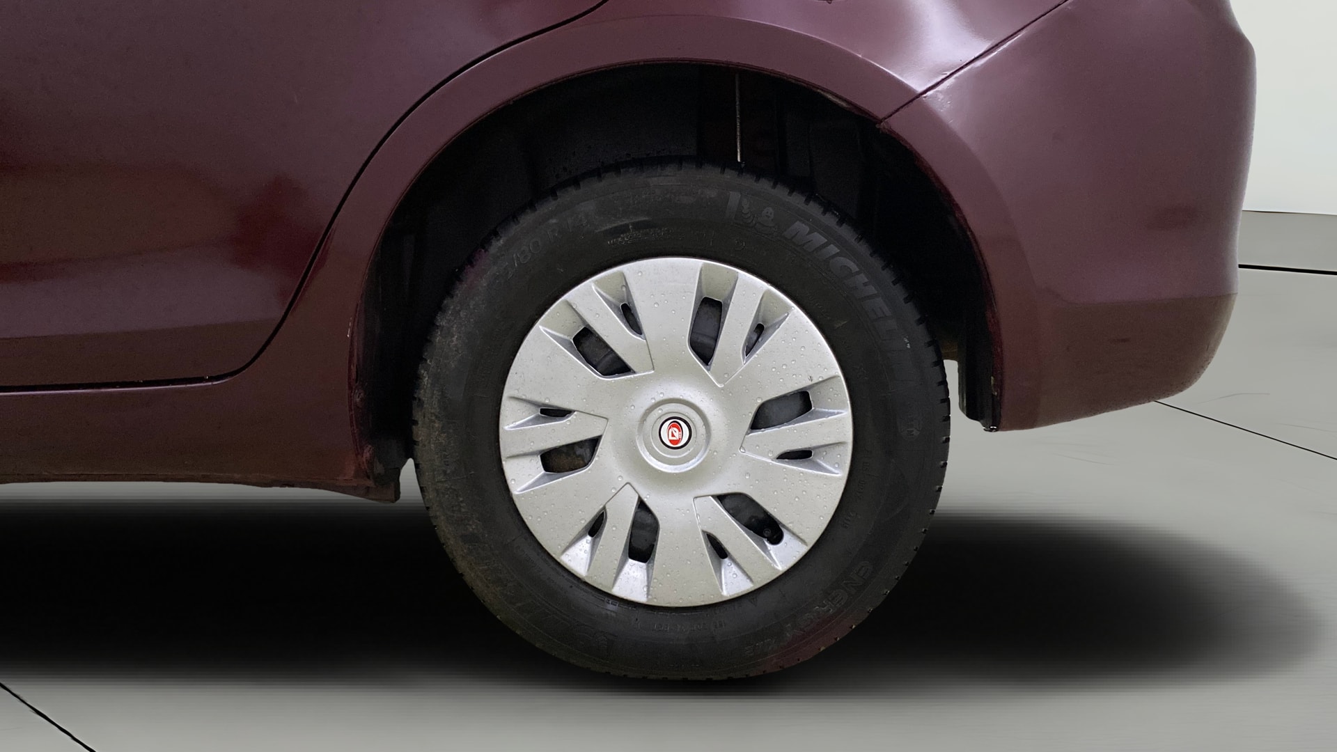 View 2017 Maruti Suzuki 1000 Base Variant Image 11 Used 2017 Maruti Suzuki 1000 Base Variant Image 11