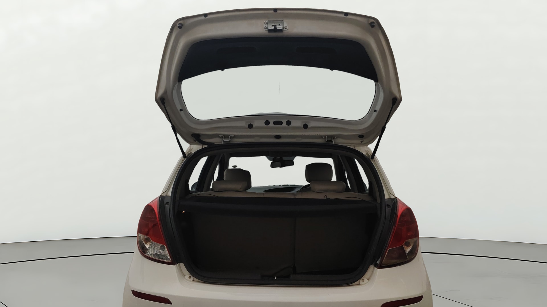 View 2014 Hyundai Elite i20 1.4 Era Diesel BS IV Image 16 Used 2014 Hyundai Elite i20 1.4 Era Diesel BS IV Image 16