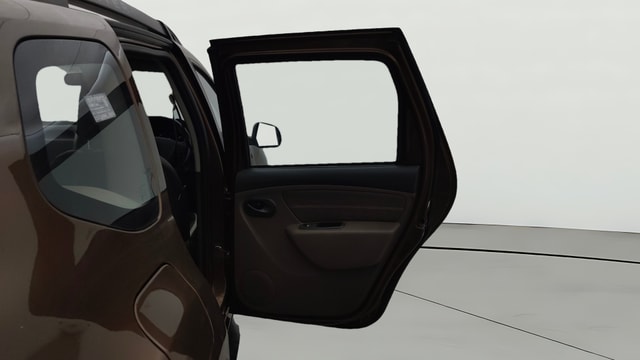 View Renault Duster Image 7 Used Renault Duster Image 7