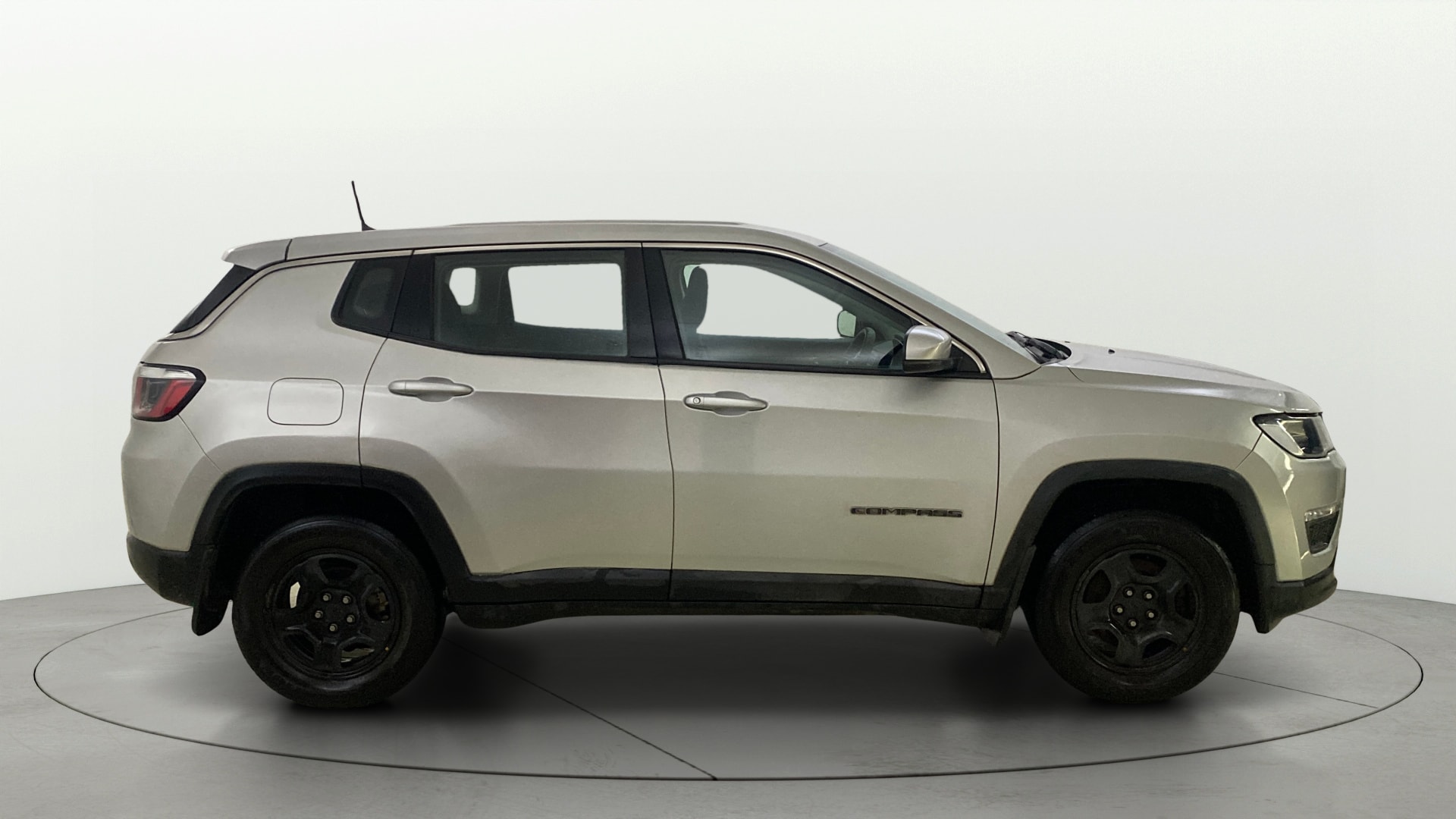 View 2018 Jeep Compass Sport 1.4 Multi AIR Petrol BS IV Image 8 Used 2018 Jeep Compass Sport 1.4 Multi AIR Petrol BS IV Image 8