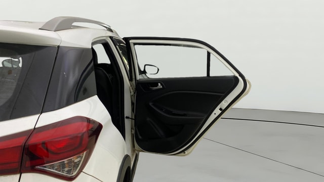 View Hyundai i20 Active Image 7 Used Hyundai i20 Active Image 7