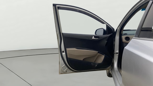 View Hyundai Xcent Image 30 Used Hyundai Xcent Image 30